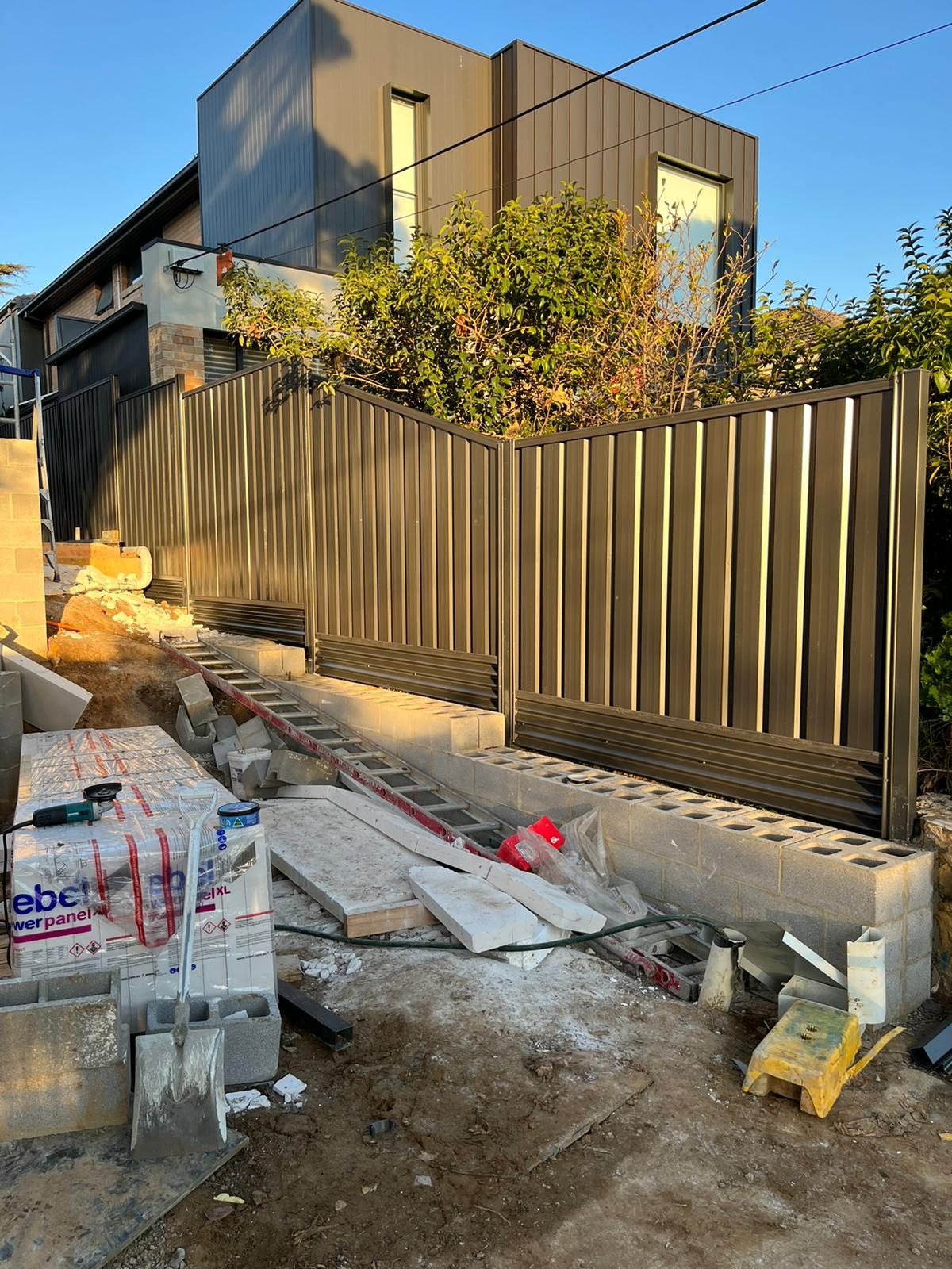 Fencing installation service in Melbourne